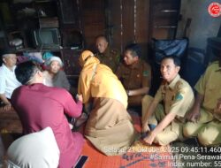 Dinas Sosial dan Dinas Kesehatan Kunjungi Lansia Sakit Stroke di Desa Dataran Tapus