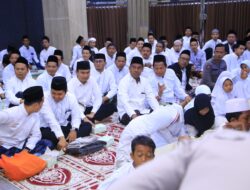 Wujud Peduli Sesama, Humas Polri Berikan Tali Asih Kepada 100 Anak Yatim pada Khatanan HUT Ke-74