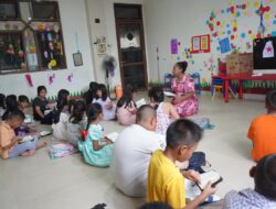 Sentuhan Kasih Satgas Humas Damai Cartenz untuk Anak Sekolah Minggu GKI Alfa Omega Kotaraja