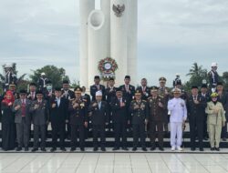 Kapolda Bengkulu Mengikuti Upacara Ziarah Nasional Dalam Rangka Peringatan Hari Pahlawan Nasional
