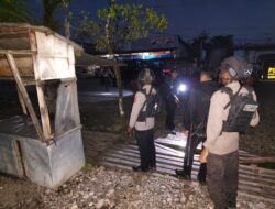 Wakapolri Bersama Perwakilan Akpol ’90 Dhira Brata Resmikan Sumur Bor dan Serahkan Bantuan untuk Pengungsi Lewotobi di Huntara II Konga