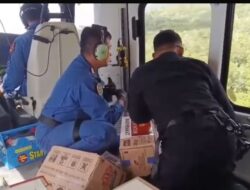 Polri Lanjutkan Distribusi Bantuan Bencana Banjir dengan Airdrop ke Taput dan Tapteng