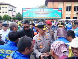 Polri Perkuat Kemitraan dengan Ojek Online: Polda Lampung Gelar Bakti Sosial dan kesehatan pada Apel Ojol Kamtibmas Nasional 2025
