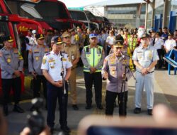 Tinjau Terminal Pulo Gebang, Kapolri Tekankan Utamakan Keselamatan Penumpang!