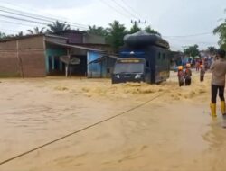 Hujan Lebat Picu Banjir Susulan, Kapolres Aceh Timur Siagakan Perahu Evakuasi di Sejumlah Gampong