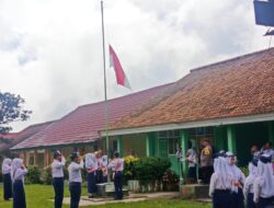Polsek Sindang Dataran Laksanakan Police Go to School, Berikan Pembinaan kepada Pelajar SMPN 23 Rejang Lebong