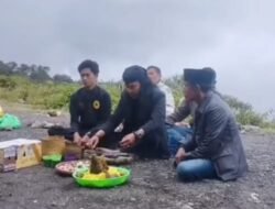 Penutupan Adat Kasus Hilangnya Abiem, Keluarga Serahkan Hewan Adat kepada Persilatan Rejang Pat Petulai