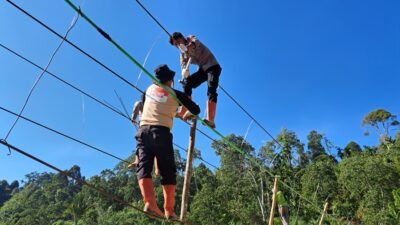 Polres Gayo Lues Bangun Empat Jembatan Gantung, Warga: Dapat Menjual Hasil Kebun Ke Pasar