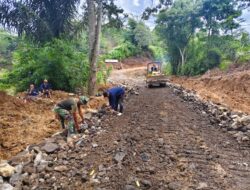TMMD Ke-127 Kodim 0409/RL Hari ke-10, Pengerasan Jalan Desa Seguring Capai 10,2 Persen