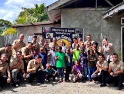 Senyum Anak-Anak Mimika dan Hangatnya Kepedulian Satgas Damai Cartenz