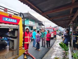 Si Jago Merah Ngamuk di Curup Tengah, Aksi Cepat Damkar Cegah Korban Jiwa