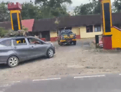 Personel Samapta Polres Rejang Lebong Sigap! Evakuasi Kendaraan Mogok di Jalur Rawan, Pengendara Dikawal Aman hingga Tujuan