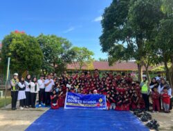 Satlantas Polres Rejang Lebong Gelar ‘Police Goes to School’ di SDN 96: “Belum Cukup Umur, Dilarang Naik Motor!
