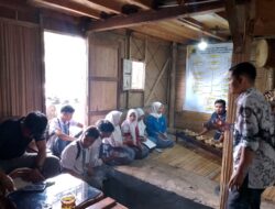 Kunjungan Edukatif Siswa Madrasah ke Sekretariat Pencak Silat Rejang Pat Petulai, Kenalkan Budaya Sejak Dini