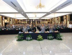 WAKAPOLRI BUKA RAKERNIS EMPAT FUNGSI PUSAT POLRI 2026, TEGASKAN PENGUATAN ORGANISASI DAN BERI PENGHARGAAN IKPA TERBAIK