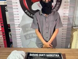 Kasat Resnarkoba Polres Rejang Lebong Pimpin Langsung Penangkapan Terduga Pengedar Sabu di Air Bang
