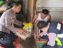 Humanis dan Penuh Kepedulian, Sat Binmas Polres Rejang Lebong Berikan Bantuan untuk Pasutri Kota Pagu