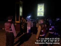 Gratis dan Humanis, Sat Samapta Polres Rejang Lebong Kawal Pengendara Malam Hari di Jalur Curup–Lubuk Linggau
