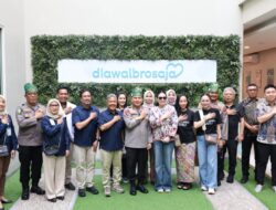Kolaborasi Kemanusiaan, Polda Riau Bantu 310 Warga Ikut Operasi Katarak Gratis