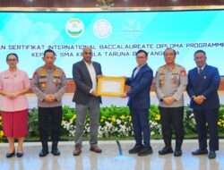 Terima Sertifikat IBDP SMA KTB, Kapolri: Cetak Generasi Muda untuk Wujudkan Indonesia Emas 2045