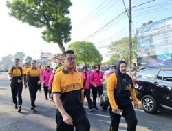Semarak HUT Bhayangkara ke-80, Kapolres Rejang Lebong Pimpin Olahraga Bersama Personel dan Bhayangkari