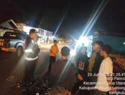 Patroli Malam Sat Samapta Polres Rejang Lebong Sasar Desa Perbo, Antisipasi Premanisme, Gengster dan Kejahatan 3C