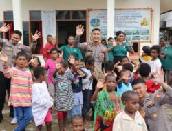 Momentum Hari Bhayangkara ke-80, Satgas Ops Damai Cartenz Pererat Kedekatan dengan Masyarakat Lewat Bakti Sosial