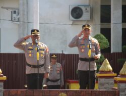 Apel Farewell Penuh Haru, AKBP Florentus Situngkir Dilepas dengan Tradisi Pedang Pora Menuju Jabatan Baru di Polda Bengkulu