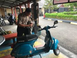 Sederhana dan Humanis, AKP Julius Setiawan Jadi Teladan Personel Polres Rejang Lebong: Setia Mengabdi dengan Vespa Kesayangan