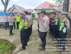 Kapolsek Selupu Rejang Pimpin Apel Pengamanan Pesta Rakyat SBSI, Personel Diinstruksikan Humanis dan Siaga Hingga Acara Berakhir