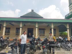 POLISI HADIR DI TENGAH JAMAAH! POLRES REJANG LEBONG KAWAL SHOLAT JUMAT, JAGA KEAMANAN DAN KEKHUSYUKAN IBADAH