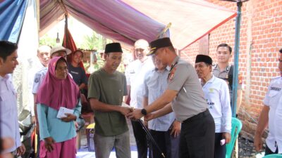 Kapolres Rejang Lebong Sambangi Korban Kebakaran Rumah di Suka Merindu, Salurkan Bantuan