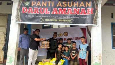 Intelkam Polda Bengkulu Bersama Polres Rejang Lebong Berbagi Santunan untuk 15 Anak Yatim Piatu di Air Merah